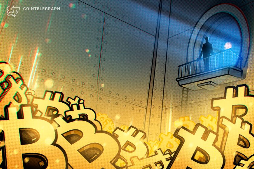 Canaan stacks Bitcoin, bucking rival miners' rush to sell