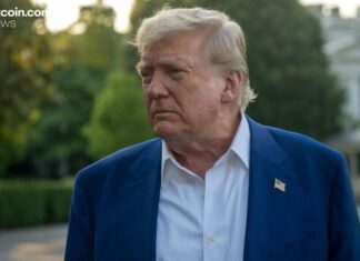 Trump’s ‘Stone Age’ Rhetoric Triggers $440M Crypto Wipeout as Bitcoin Slips Below $66,000