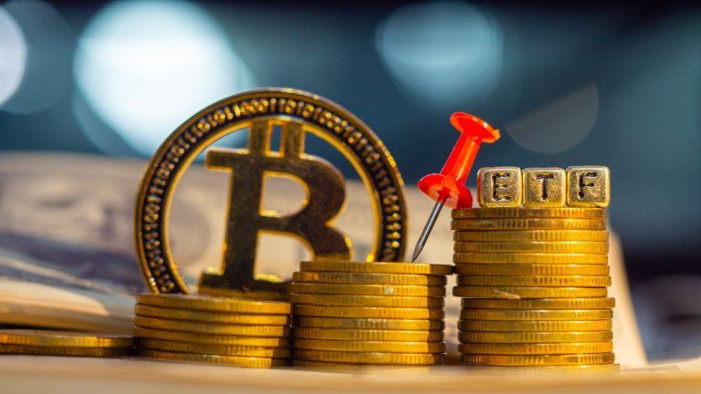 Bitcoin ETFs Hit 13-Day Outflow Streak With $396M Exit