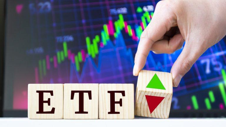 Blackrock’s IBIT Leads $77M Bitcoin ETF Outflow as XRP Funds Add $7