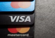 ‘Useless Plastic’: NSPK CEO Declares the End of Visa and Mastercard in Russia