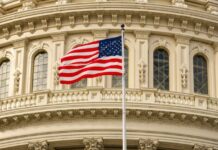 Community Banks Stall Clarity Act Over Stablecoin Rewards
