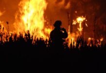 US Senators Target Wildfire Bets in New CFTC Rule Fight