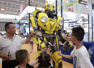 A Chinese Humanoid-Robot Maker’s Shanghai IPO Surged About 500% After a New “Superman” Demo