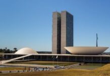 Brazil Bans Online Betting Before Election, Keeps $492M in Licensing Fees