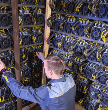 Zcash Price Spike Fuels Massive Mining Profits and Hashrate Boom